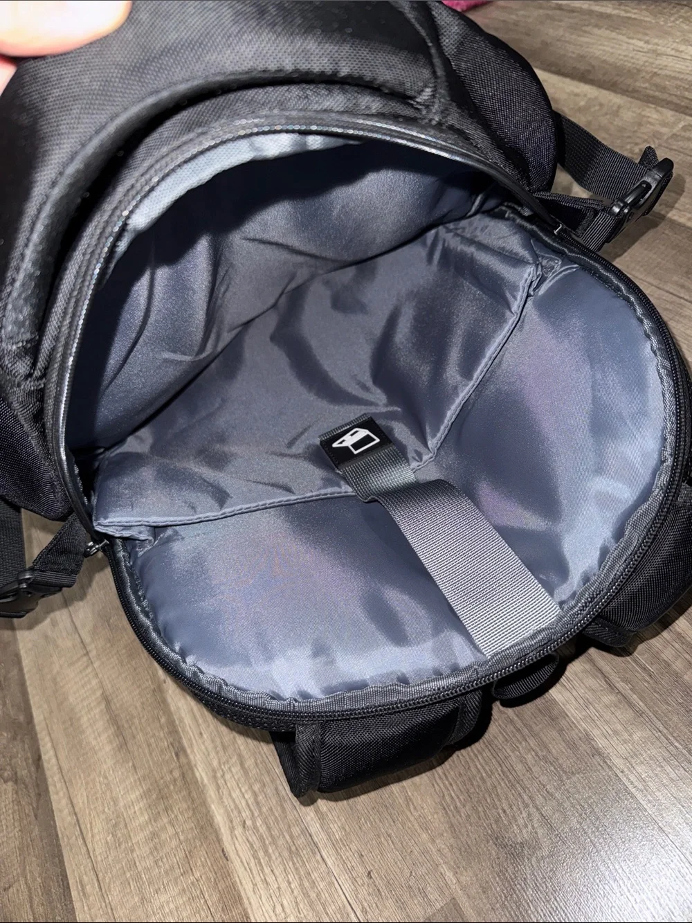 Elite Boss Audio Systems - Black Men's Backpack.